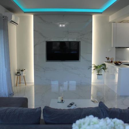 Ferienwohnung Riviera Penthouse PalaiónTsiflíkion Exterior foto